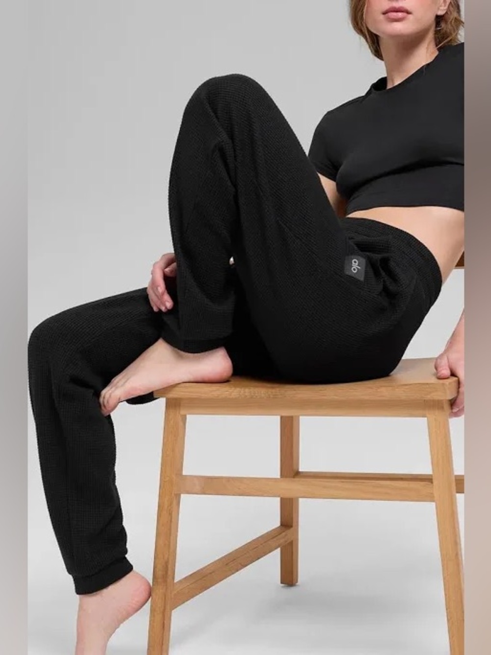 Alo Yoga Waffle Weekend Escape Jogger Black size XXS in great condition